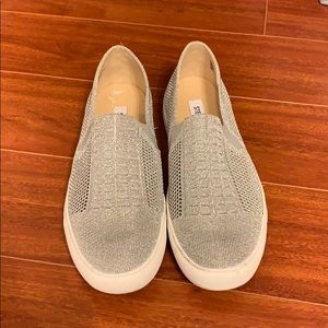 Silver Steven madden slide on